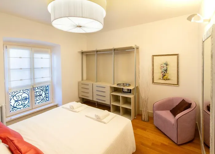 Сasa de vacaciones Tergesteo Palace